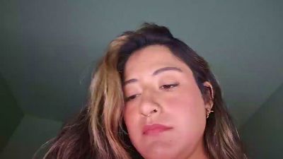 Watch  Diiworthg live on Cam4