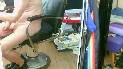 DildoLoverTim live cam on Cam4