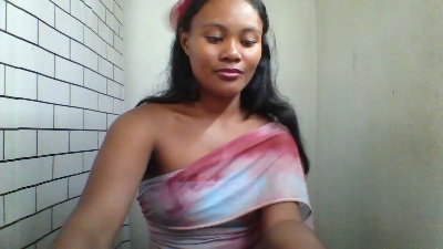 Dillianah2625 live cam on Cam4