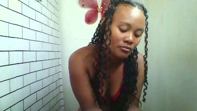 Dillianah2625 live cam on Cam4