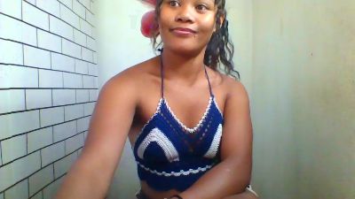 Dillianah2625 live cam on Cam4