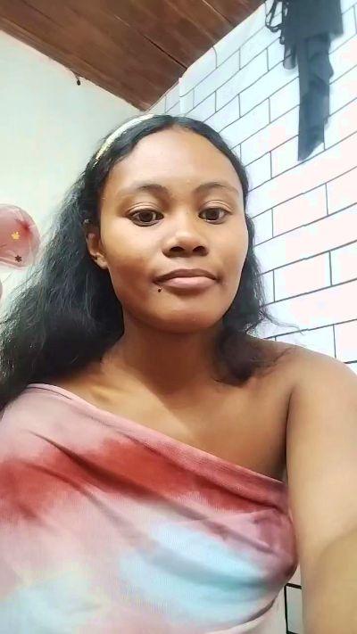 Dillianah2625 live cam on Cam4