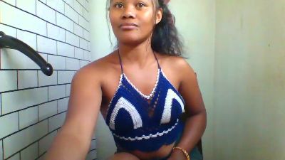 Dillianah2625 live cam on Cam4