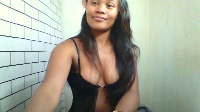 Dillianah2625 live cam on Cam4