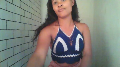 Dillianah2625 live cam on Cam4