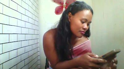 Dillianah2625 live cam on Cam4