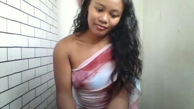 Dillianah2625 live cam on Cam4