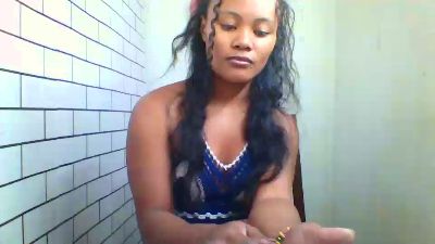 Dillianah2625 live cam on Cam4