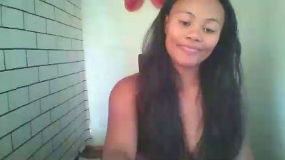 Dillianah2625 live cam on Cam4