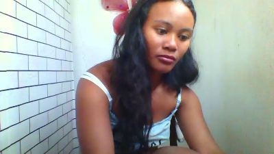 Dillianah2625 live cam on Cam4
