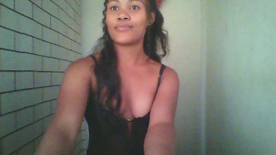 Dillianah2625 live cam on Cam4