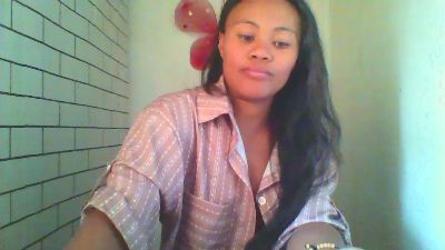 Dillianah2625 live cam on Cam4