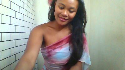 Dillianah2625 live cam on Cam4