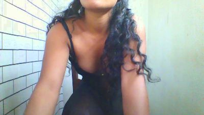 Dillianah2625 live cam on Cam4