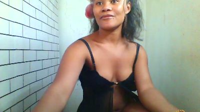 Dillianah2625 live cam on Cam4