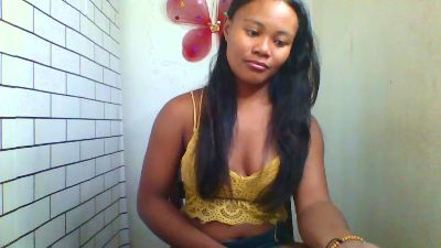 Dillianah2625 live cam on Cam4