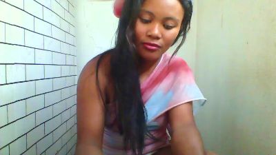 Dillianah2625 live cam on Cam4