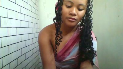 Dillianah2625 live cam on Cam4