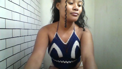 Dillianah2625 live cam on Cam4