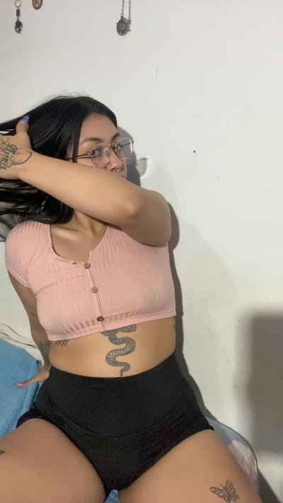 DimeAria live cam on Cam4