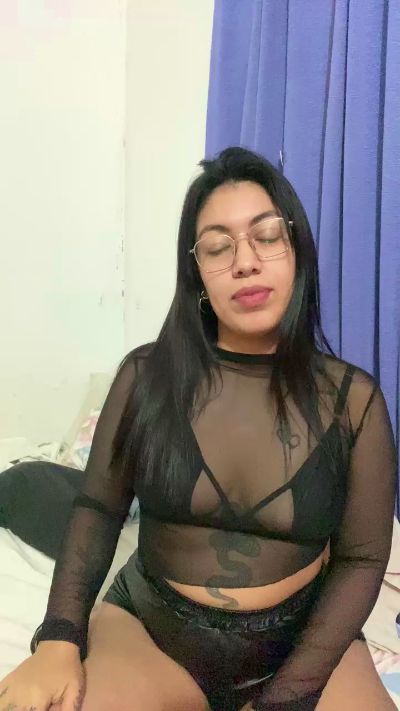 DimeAria live cam on Cam4