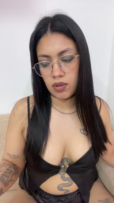 DimeAria live cam on Cam4