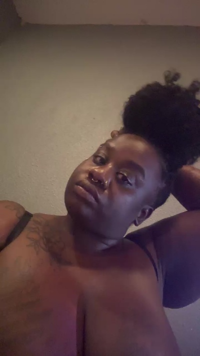 DimeTheMistress live cam on Cam4