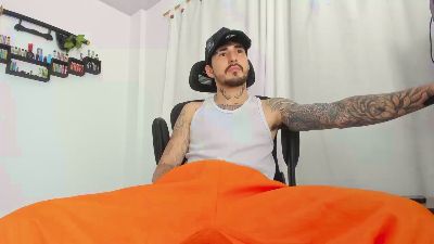 DimitriSanders live cam on Cam4