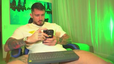DimitriSullivan live cam on Cam4