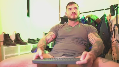 DimitriSullivan live cam on Cam4