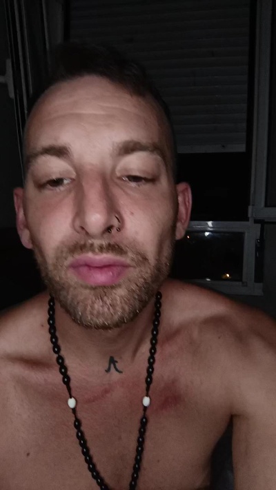 Din0saurio live cam on Cam4