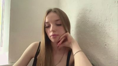 DinaMccowin live cam on Cam4