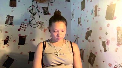 DinahMuthart live cam on Cam4
