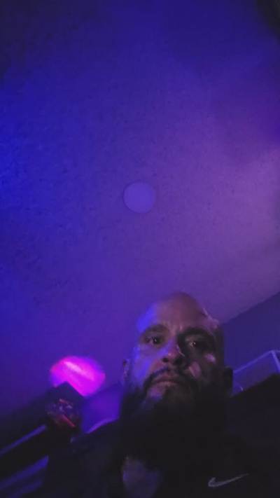 DingaDongo5 live cam on Cam4