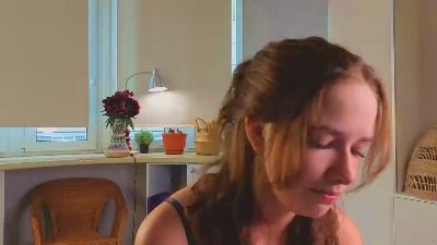 DionnaWillinger live cam on Cam4
