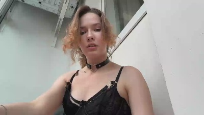 DionnaWillinger live cam on Cam4