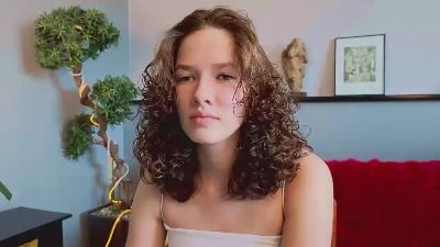 DionnaWillinger live cam on Cam4