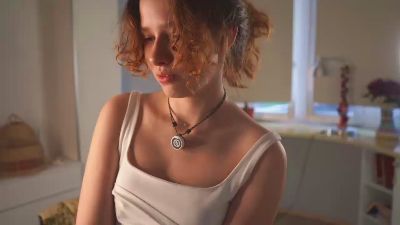 DionnaWillinger live cam on Cam4
