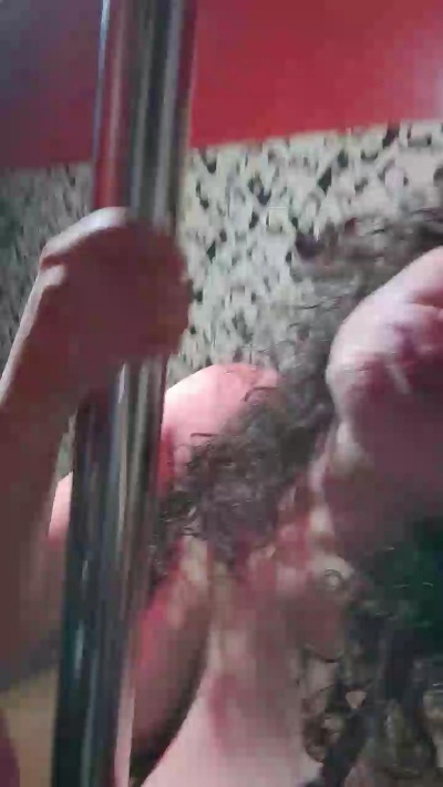DiosaCarnal live cam on Cam4