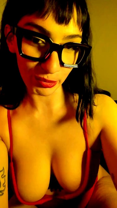 DirrtyZazzy live cam on Cam4