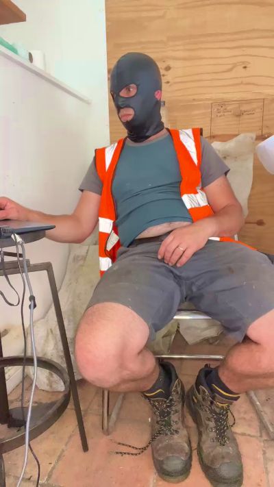 DirtyUk live cam on Cam4