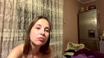 Dirty_Inn0cence live cam on Cam4