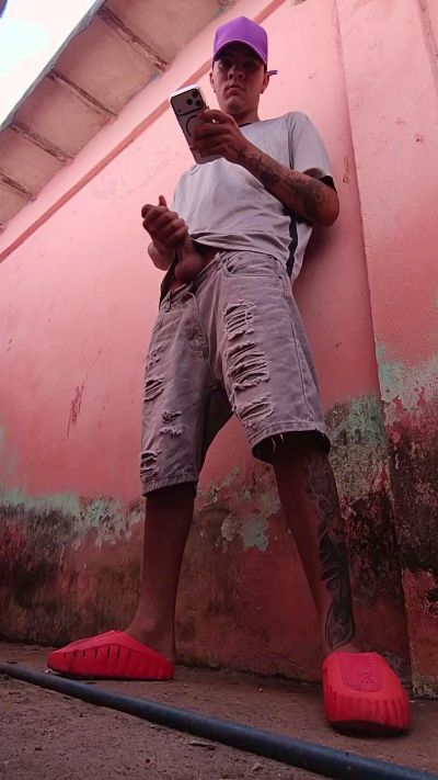 Dirty_bratboy77 live cam on Cam4