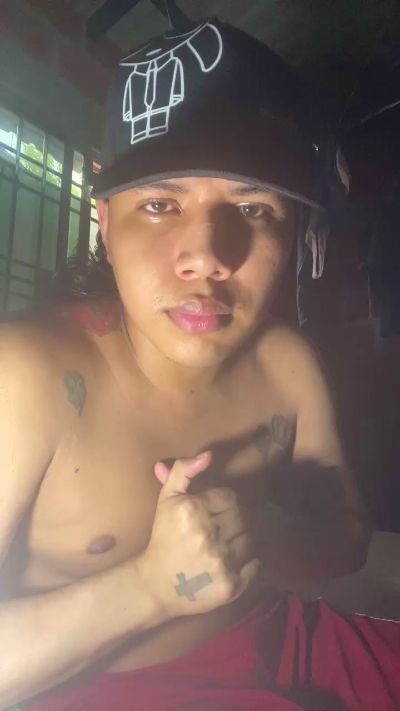 Dirtydog662_ live cam on Cam4