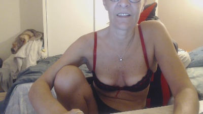 Discretion2 live cam on Cam4