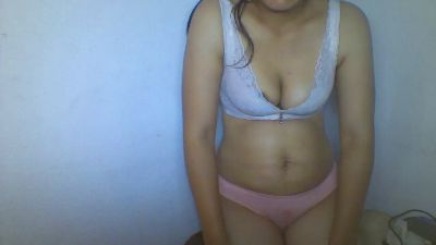 DivaLuna live cam on Cam4
