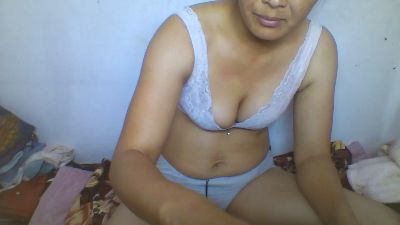 DivaLuna live cam on Cam4
