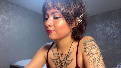 DivinaClack live cam on Cam4