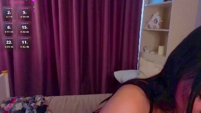 DivinaMcclearen live cam on Cam4