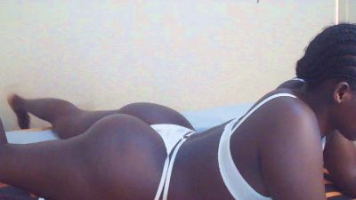Divine_Ass live cam on Cam4
